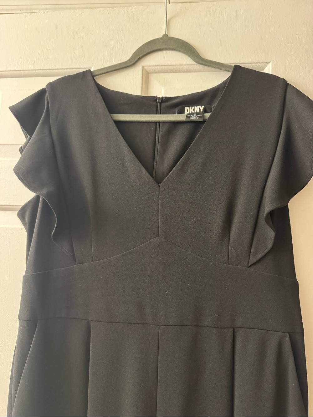 DKNY Black V-Neck Flutter Sleeve